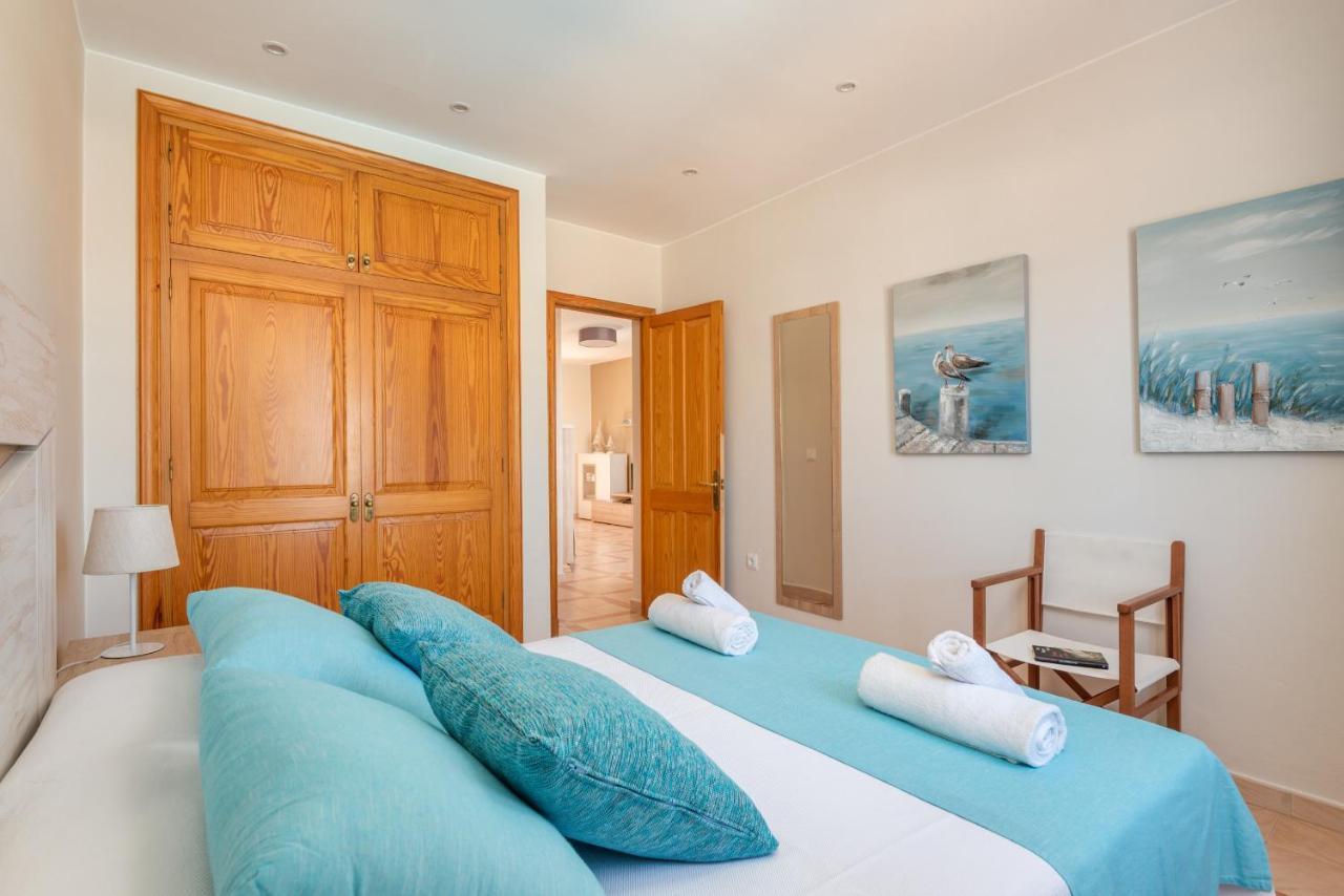 Villa Lali Arenal d'en Castell Exteriér fotografie
